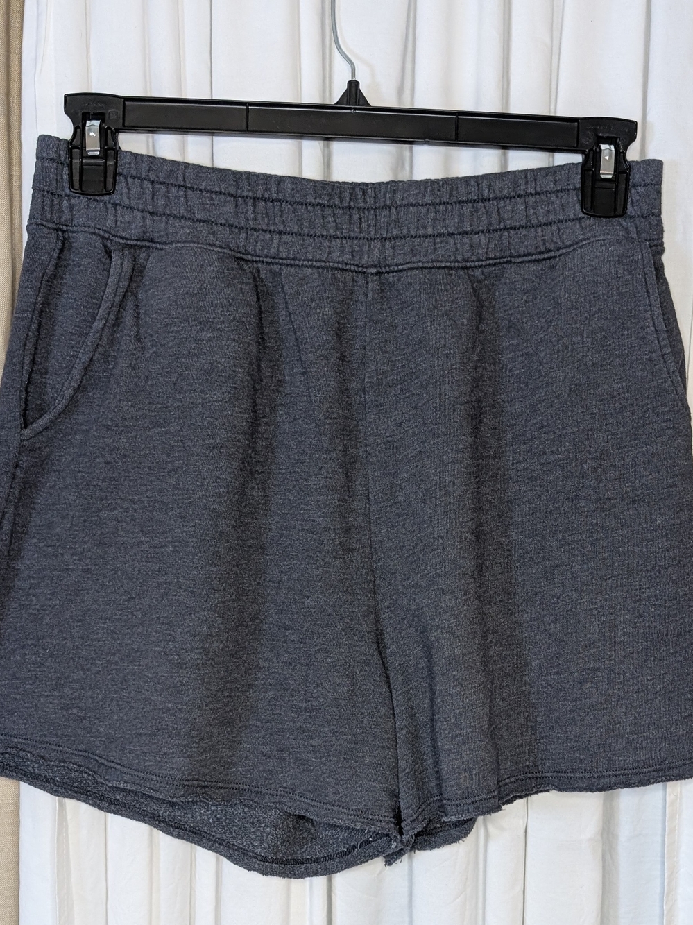 American Eagle Gray Athletic Shorts Size Medium